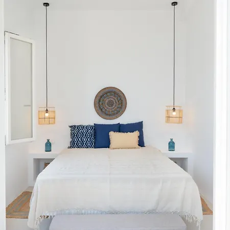 Mz Deep Blue Villa *